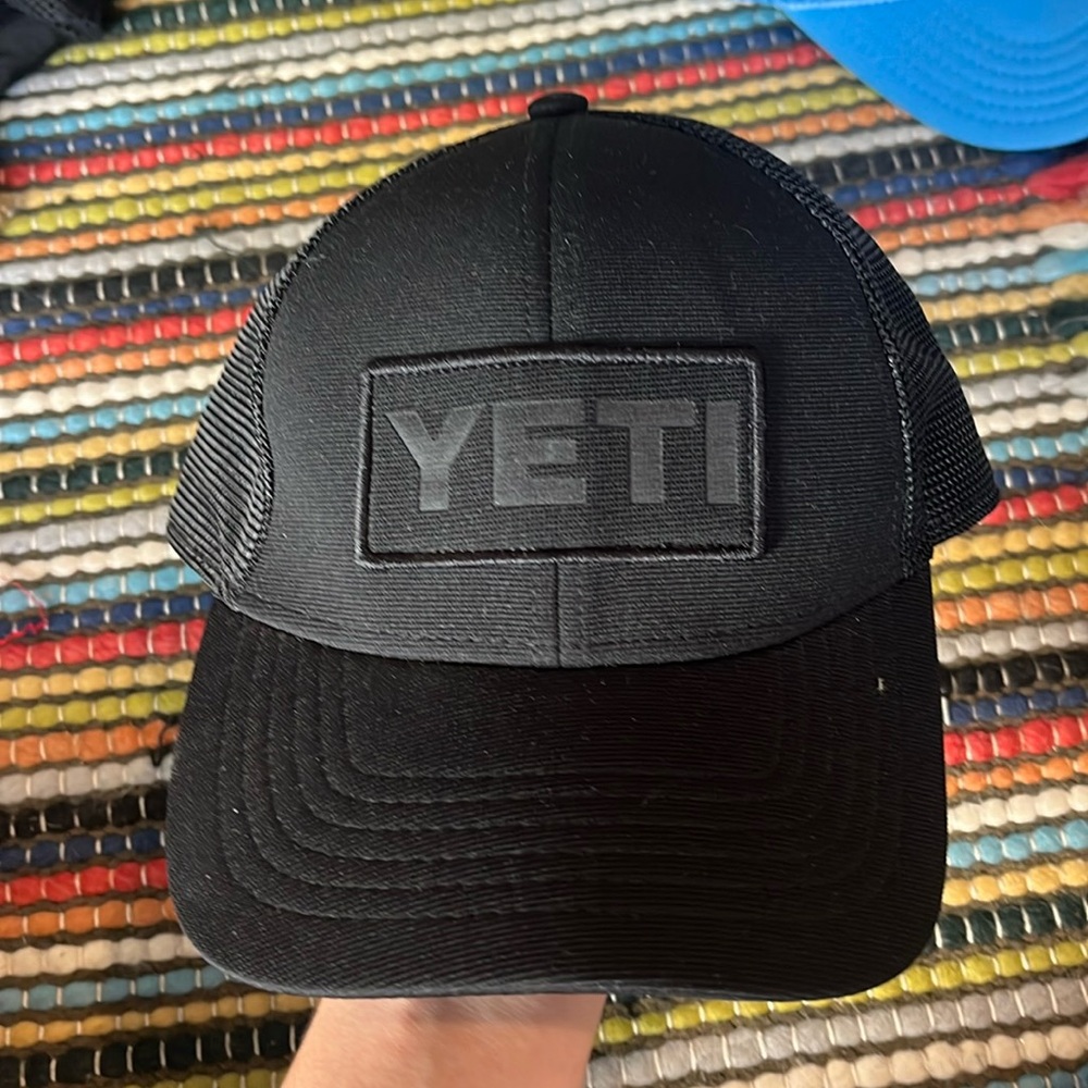 Yeti hat